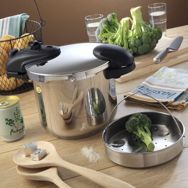 KITCHEN MOVE Autocuiseur à baïonnette Ø22cm 6L ILLICO en acier Inox avec panier cuisson, Silver