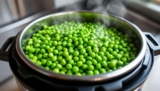 Cuisson des petits pois à la cocotte minute : guide pratique et astuces